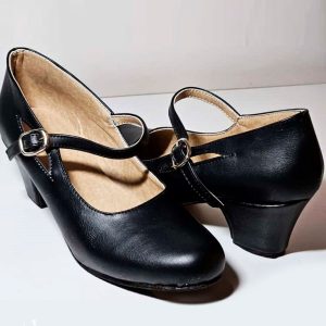 Zapato ensayo cuero ecológico modelo negro clásico del talle 34 al 41