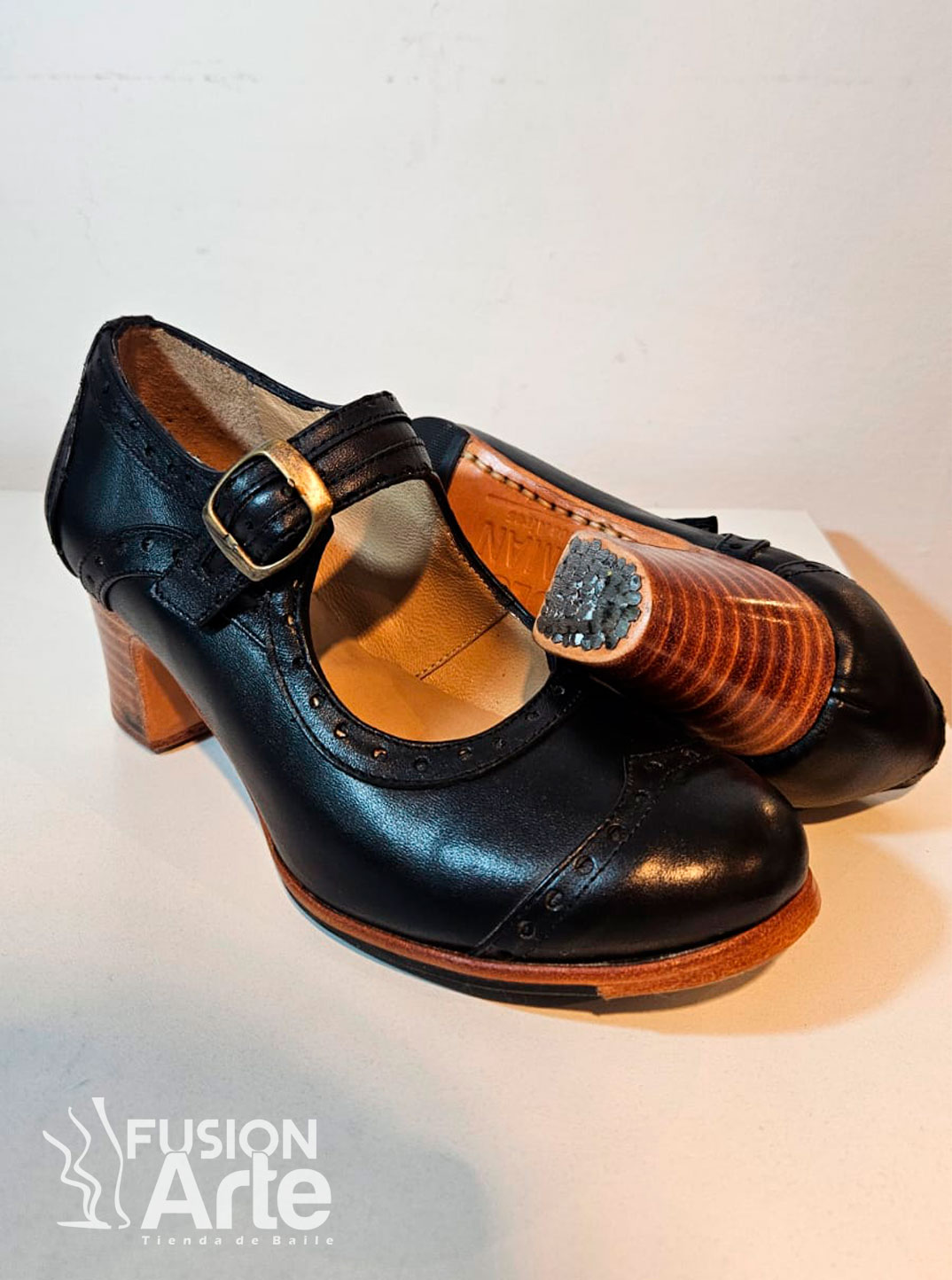 Victoria-Negro-02